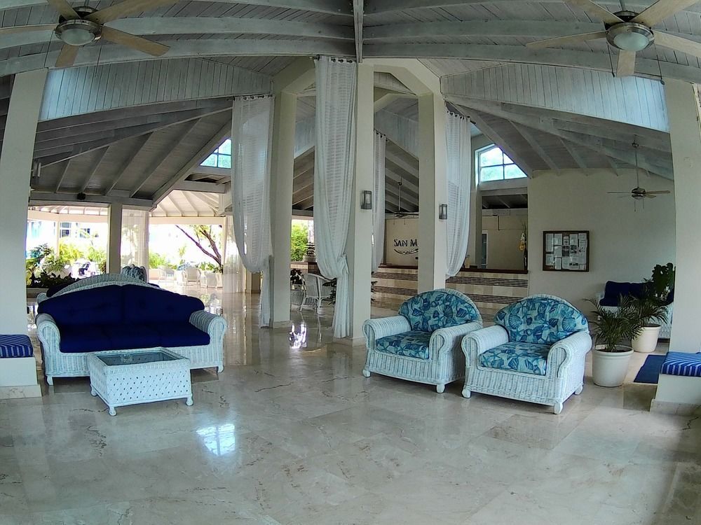 Apartments At San Marino Playa Dorada 普拉塔港 外观 照片